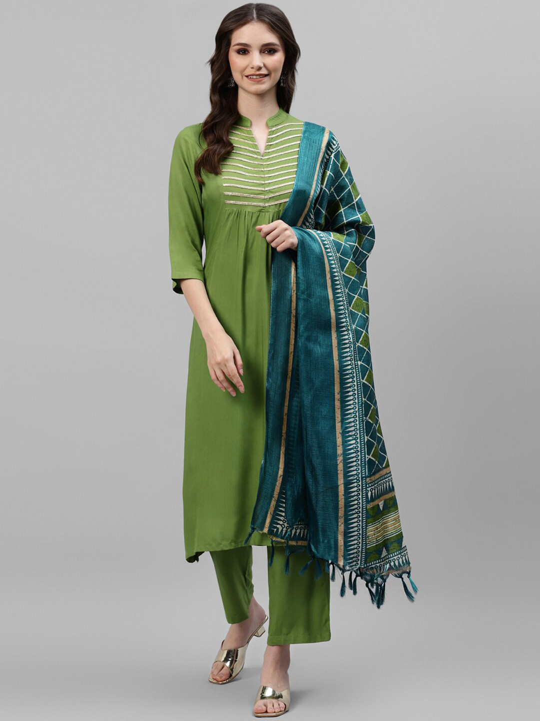 

DEEBACO Women Green Pleated Kurta with Pyjamas & With Dupatta