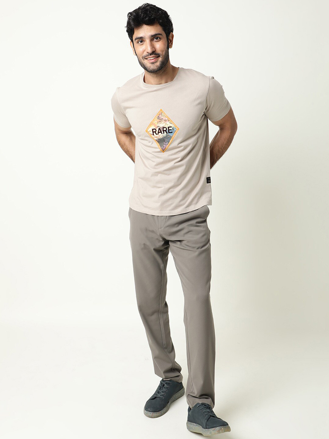 

RARE RABBIT Men Agro Typography Printed Slim Fit T-Shirt, Beige