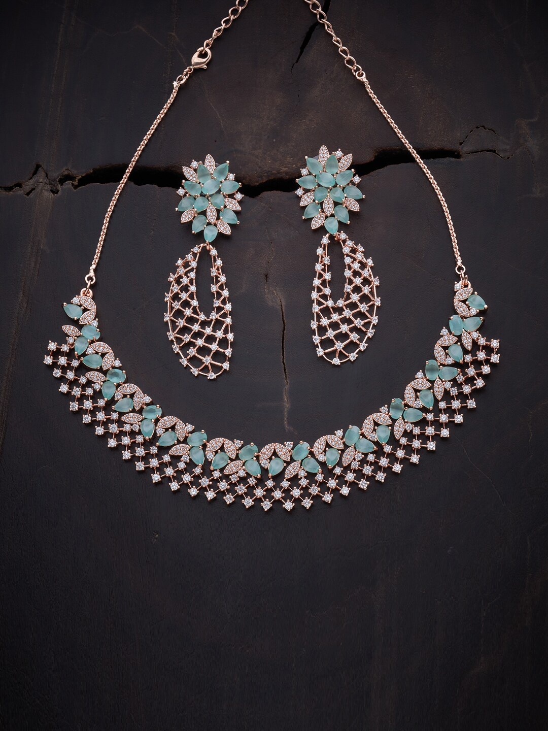 

Kushal's Fashion Jewellery Woman Rose-Gold Polish Sea Green Necklace Set