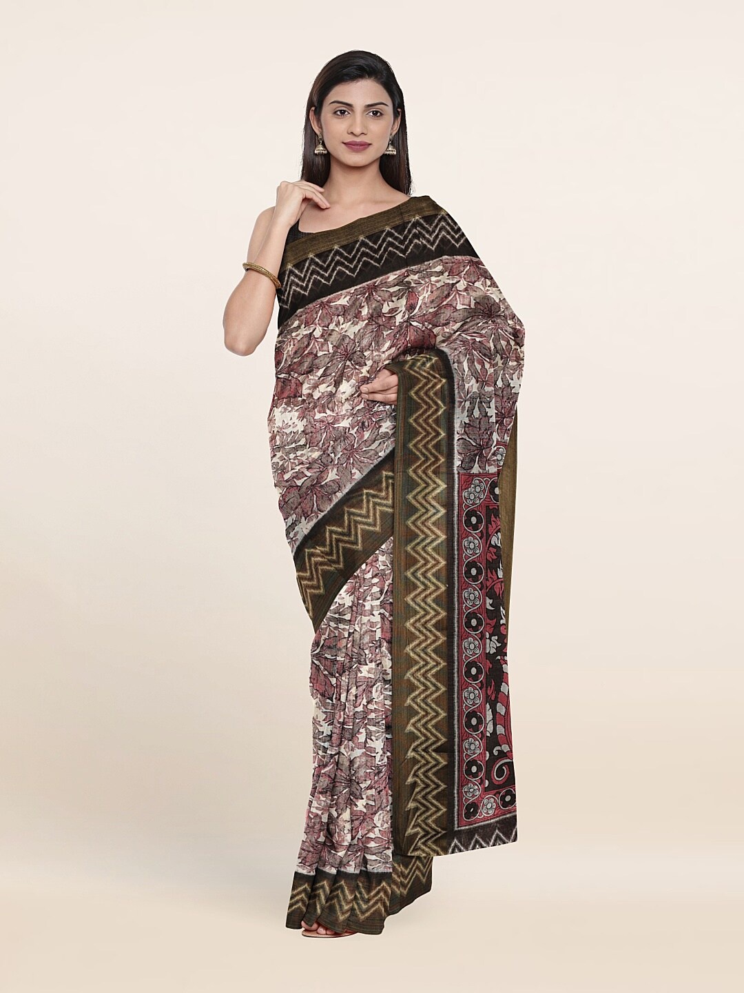 

Pothys Purple & Pink Floral Printed Saree