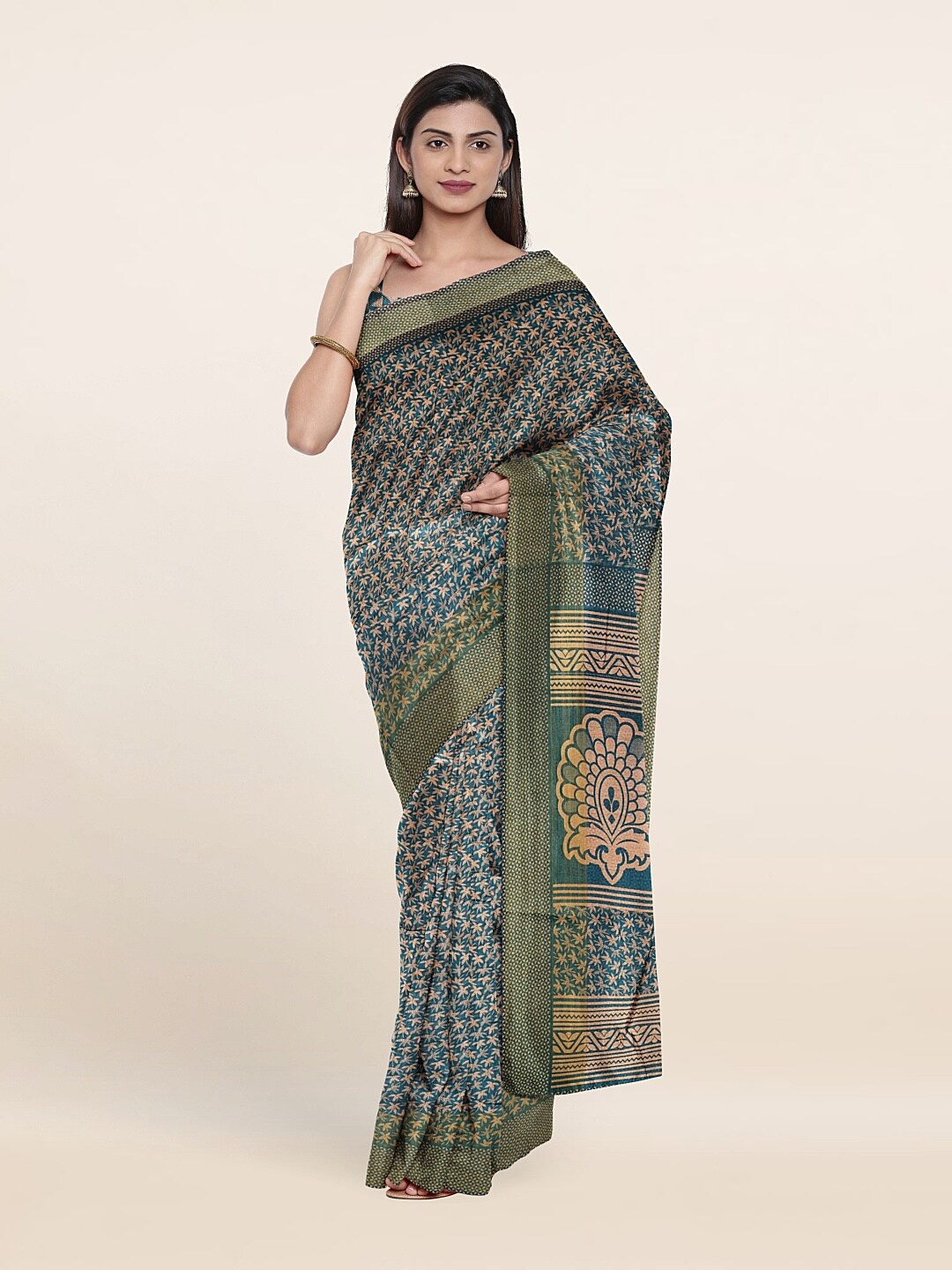 

Pothys Blue & Beige Floral Printed Cotton Saree