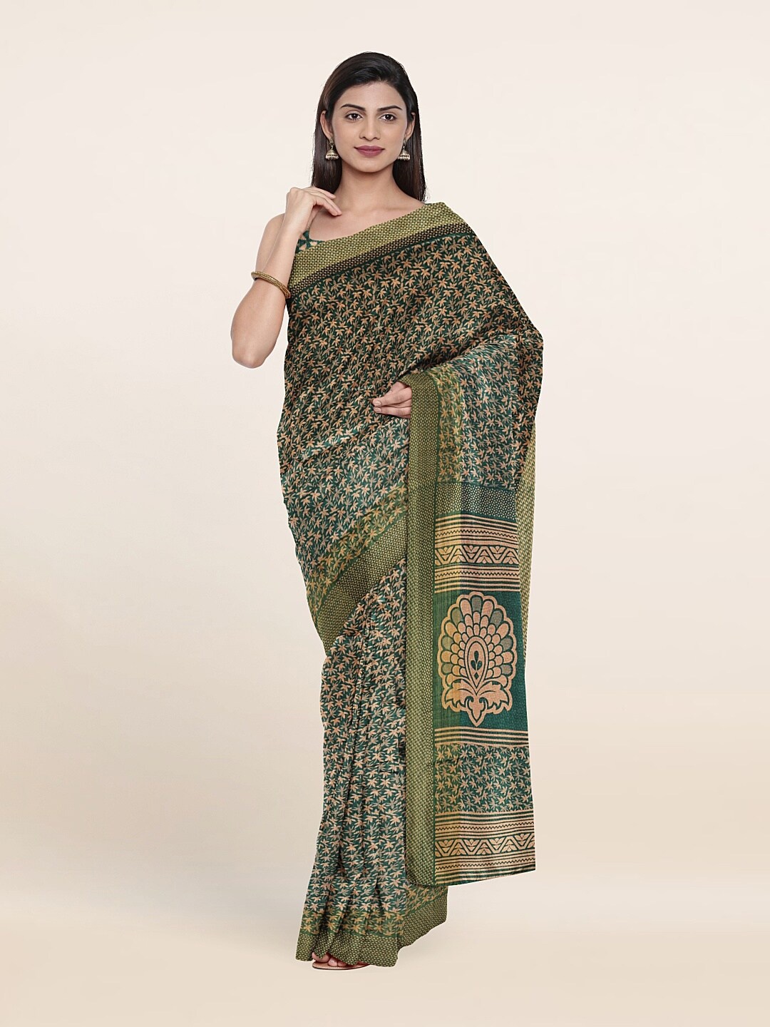 

Pothys Green & Beige Floral Printed Cotton Saree