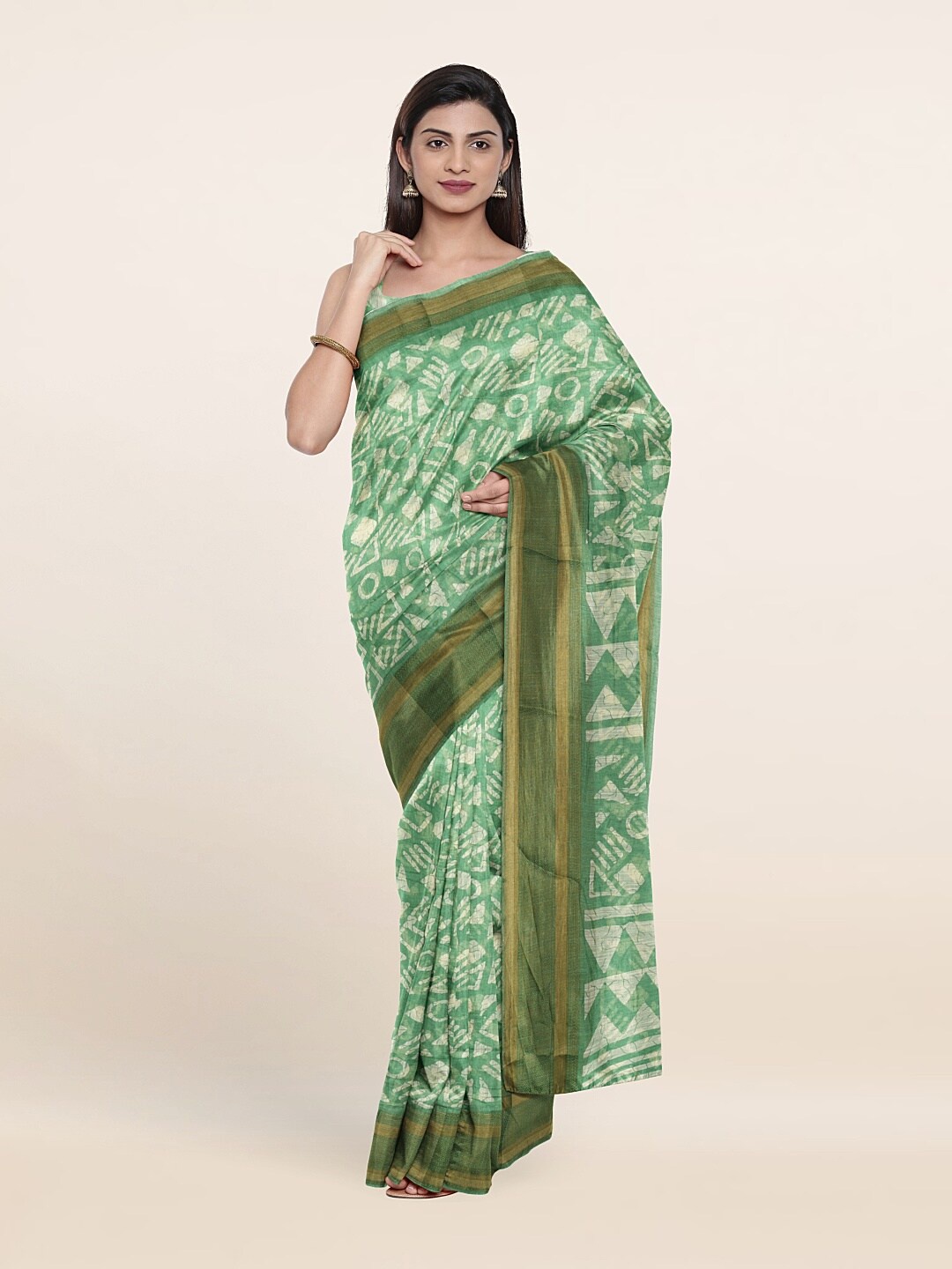 

Pothys Green & White Printed Cotton Zari Saree