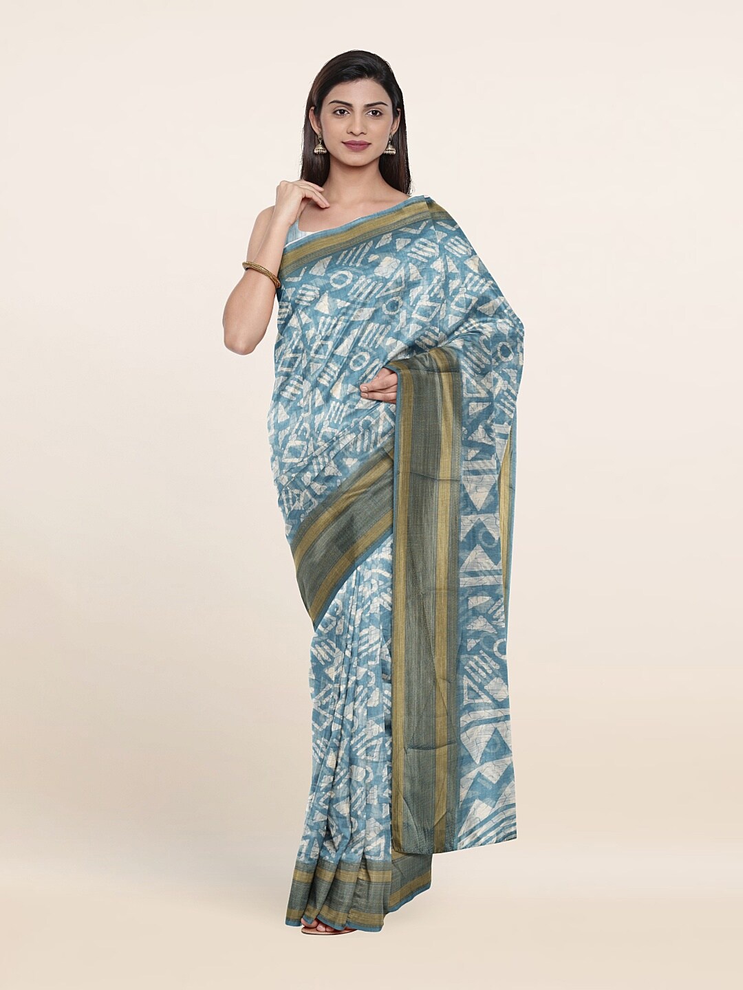 

Pothys Blue & White Printed Cotton Saree
