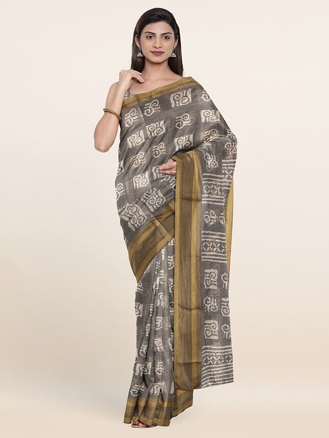 

Pothys Grey & White Ethnic Motifs Printed Cotton Zari Saree