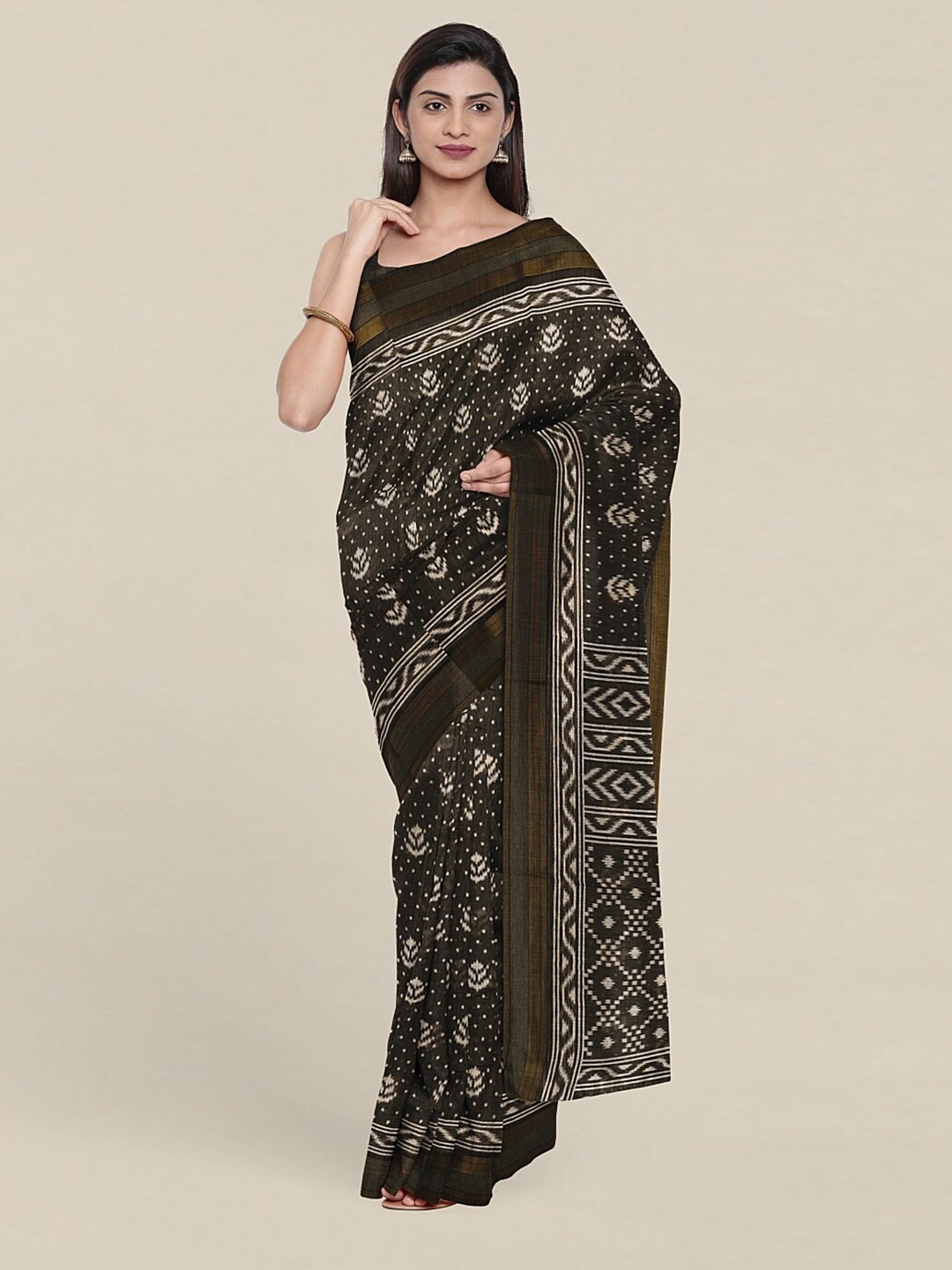 

Pothys Green & White Floral Printed Zari Saree