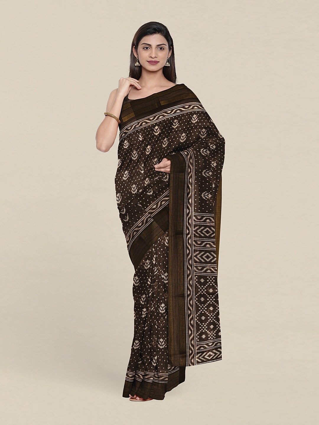 

Pothys Grey & White Printed Saree