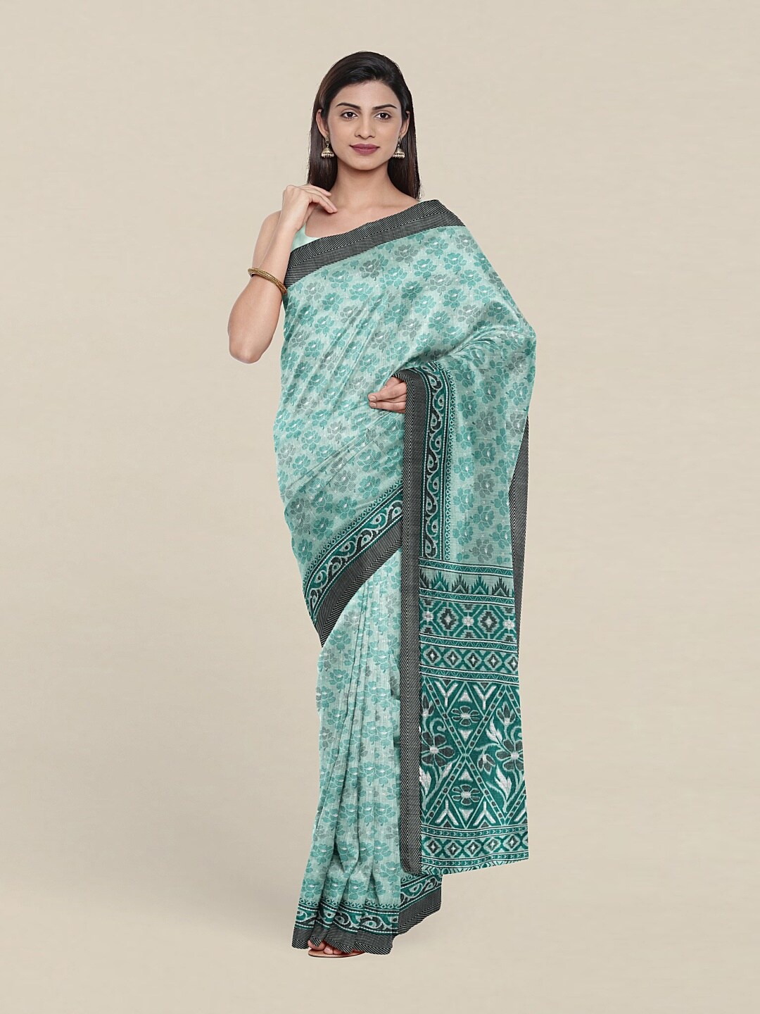 

Pothys Green & Grey Floral Printed Saree