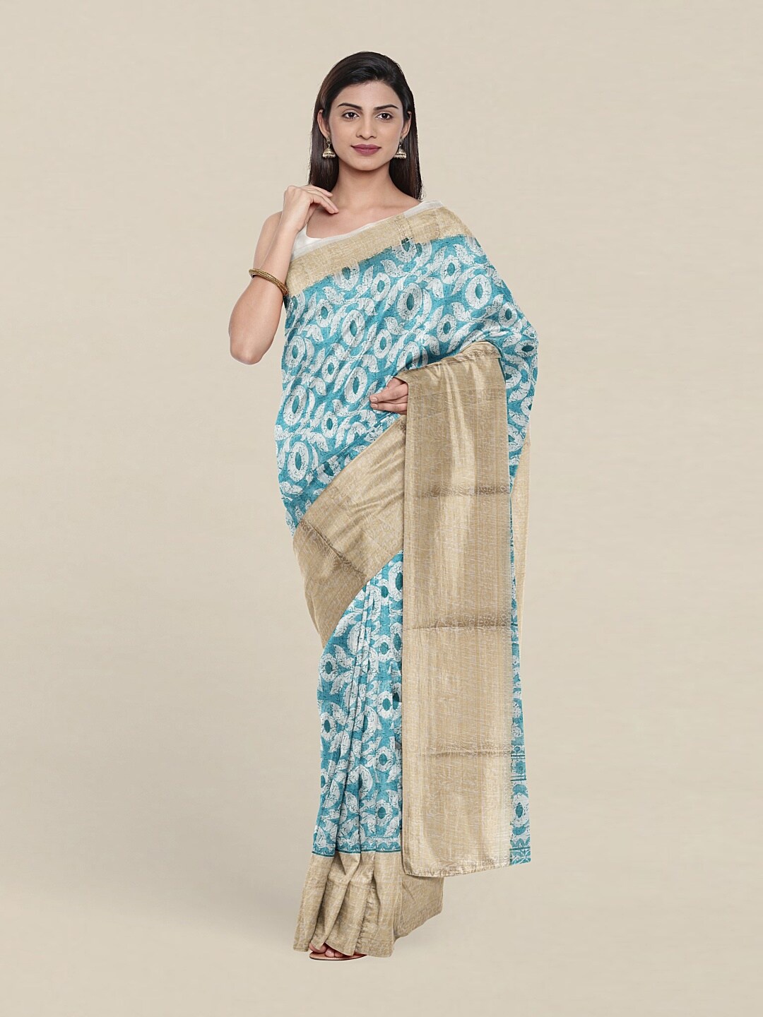 

Pothys Blue & White Floral Zari Saree