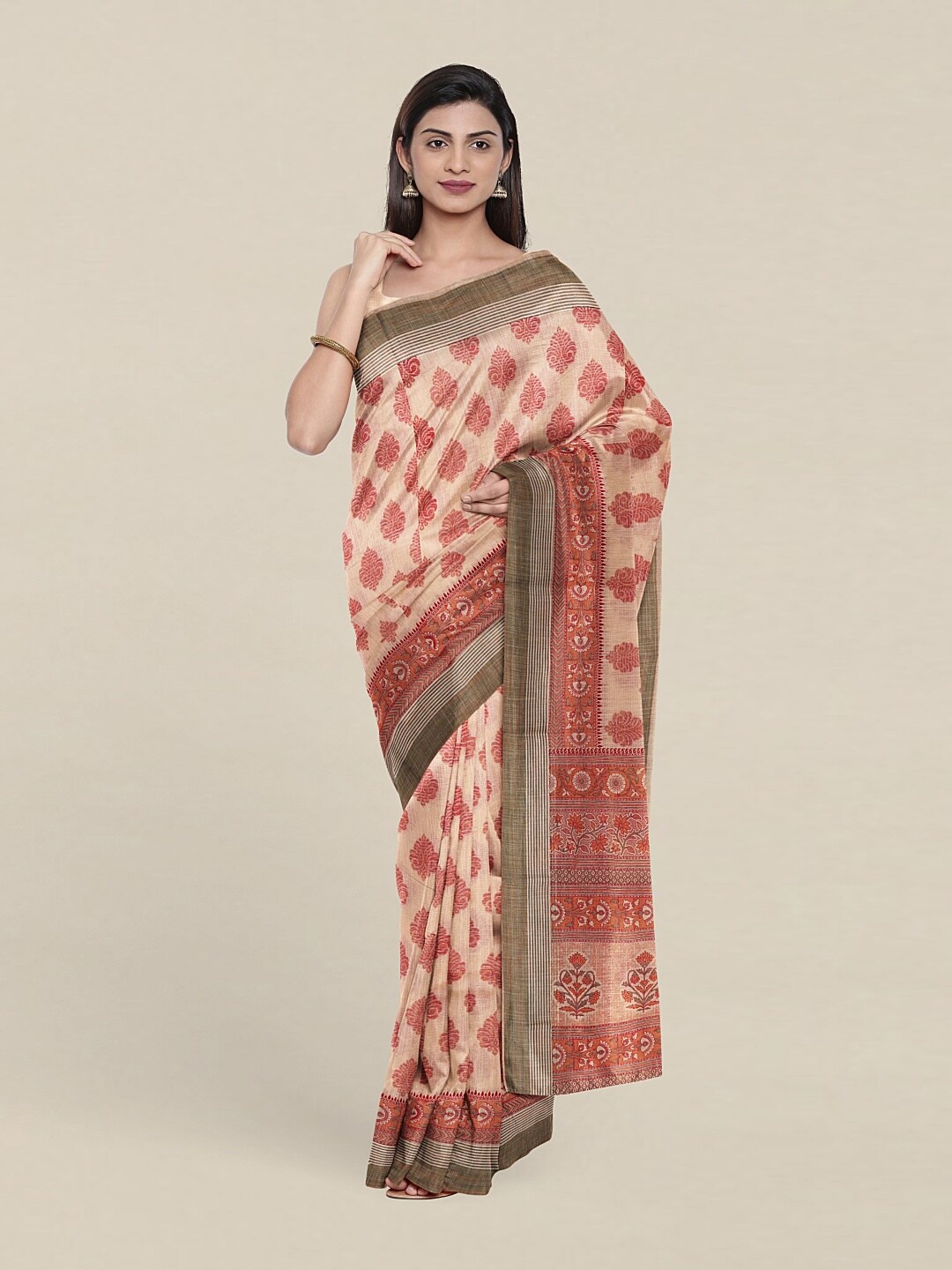 

Pothys Peach-Coloured & Grey Floral Printed Cotton Blend Saree