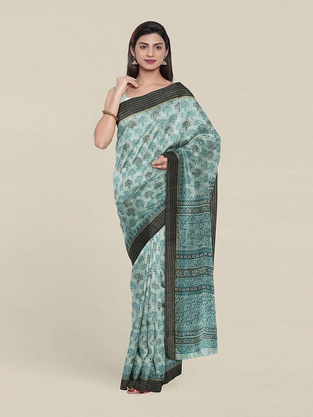 

Pothys Blue & Grey Floral Printed Saree
