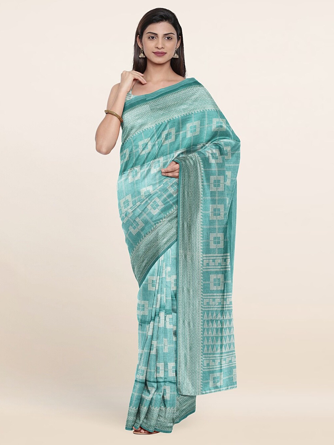 

Pothys Blue & White Geometric Printed Saree