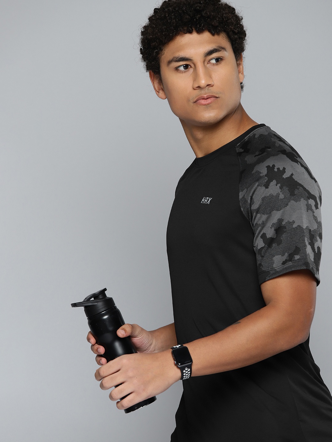 

HRX by Hrithik Roshan Men Black T-shirt