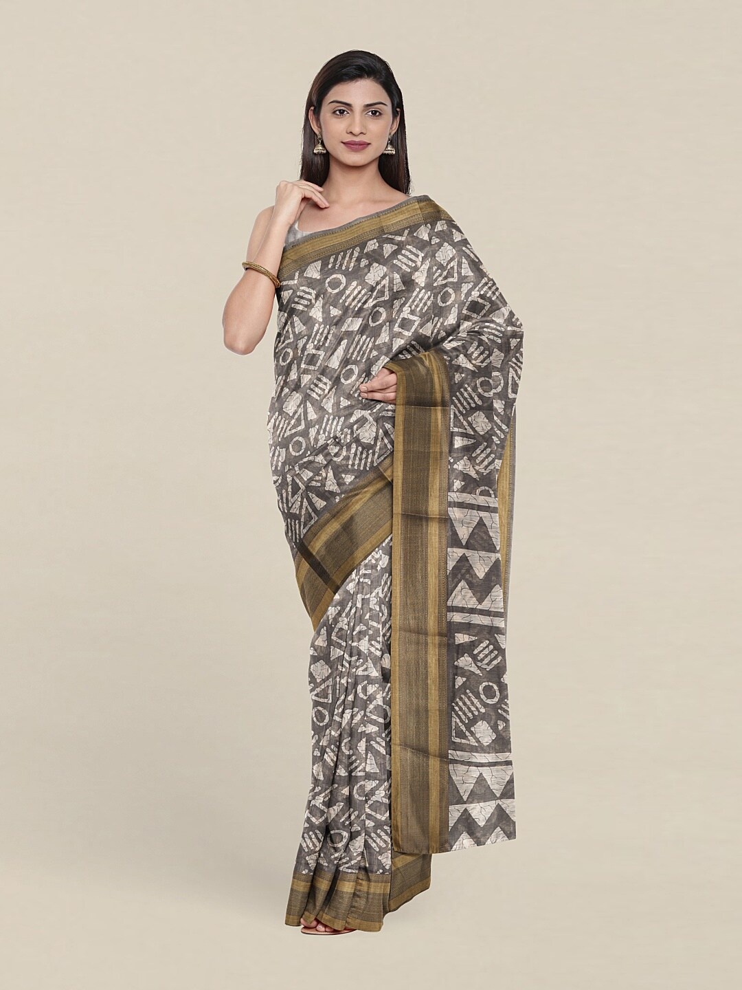 

Pothys Grey & White Printed Saree