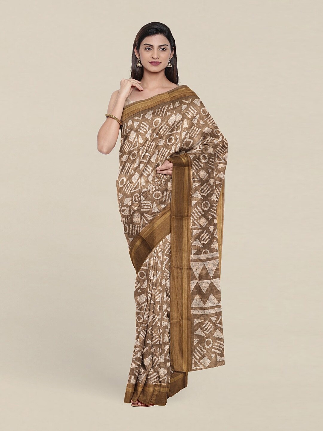 

Pothys Grey & Gold-Toned Saree
