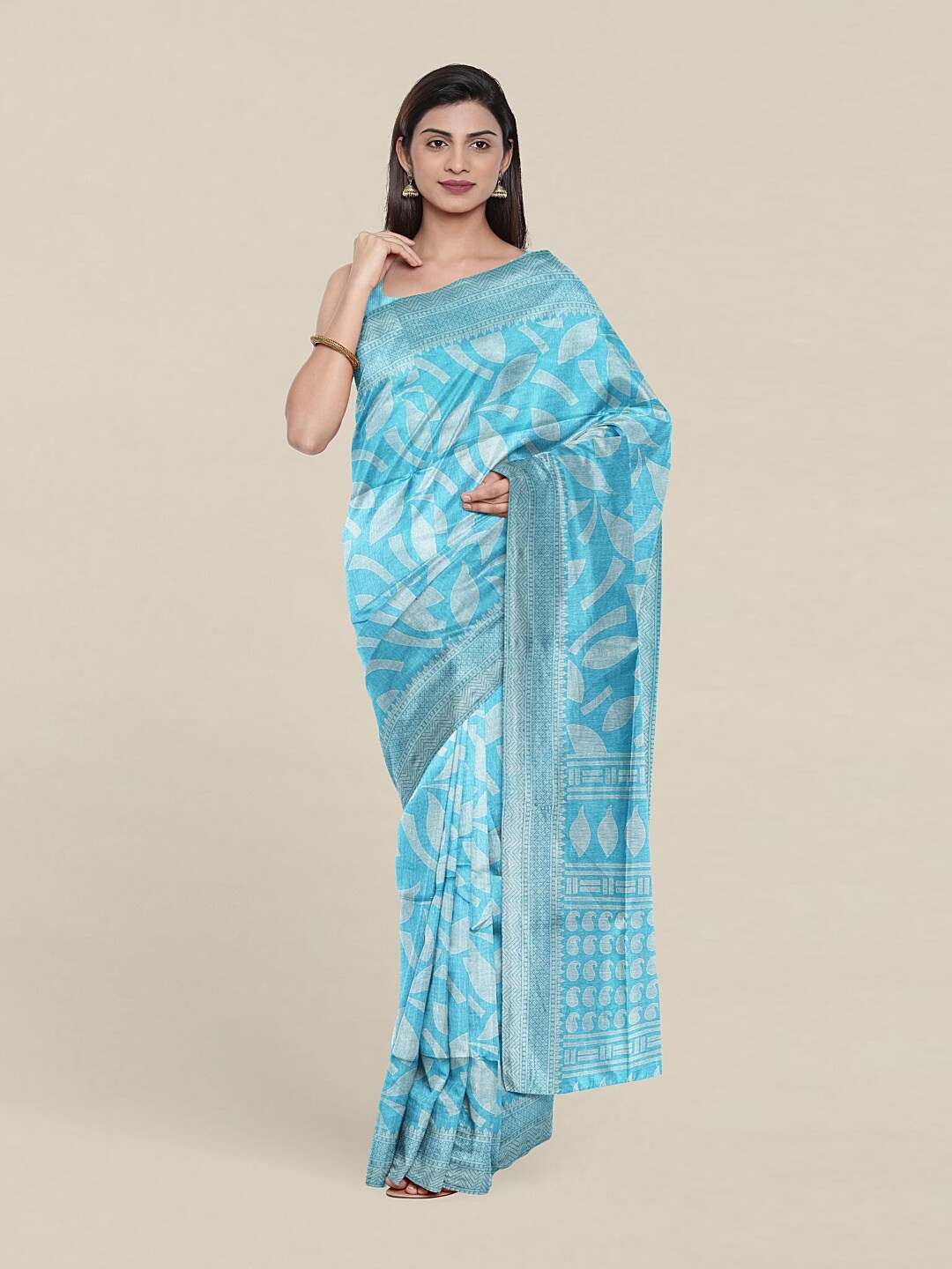 

Pothys Blue & White Floral Saree
