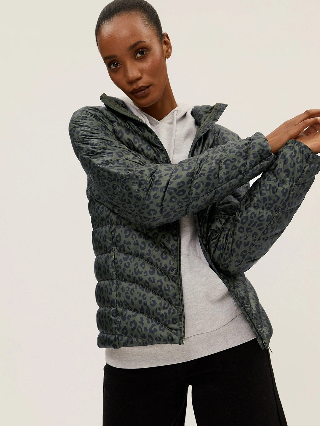 

Marks & Spencer Women Green Lightweight Puffer Jacket