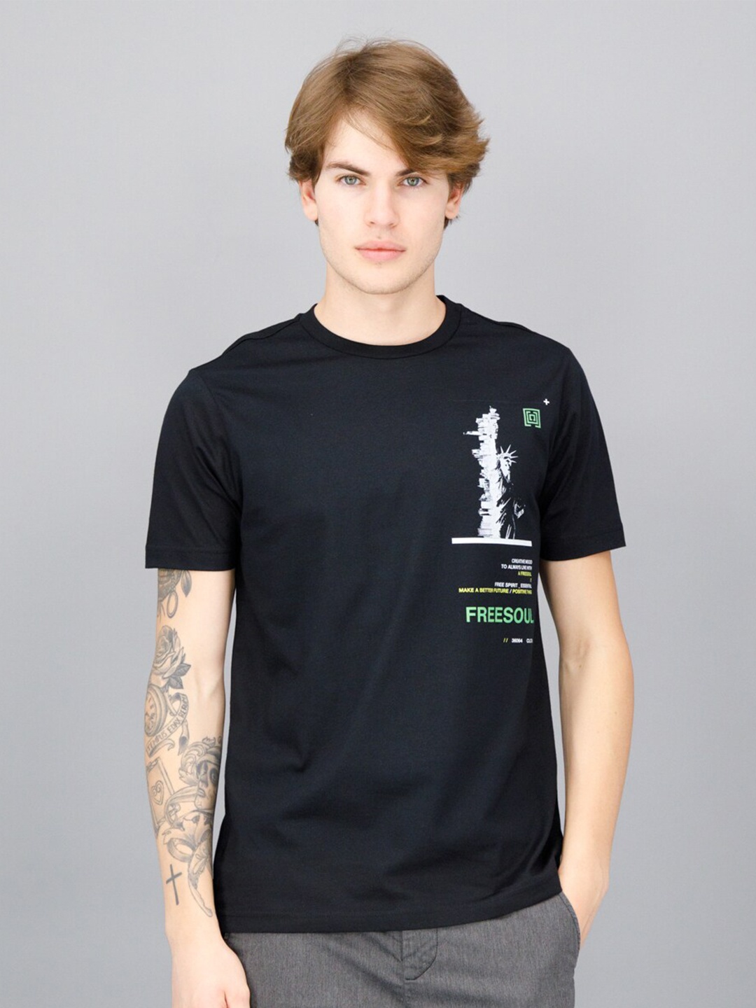 FREESOUL Men Black Typography Printed Cotton T-shirt