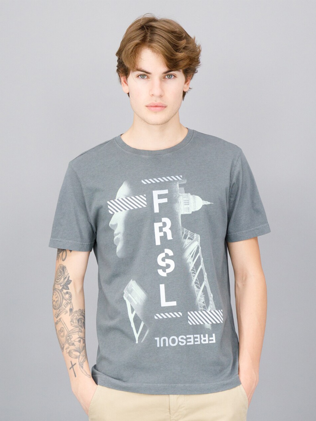 FREESOUL Men Typography Printed T-shirt, Grey