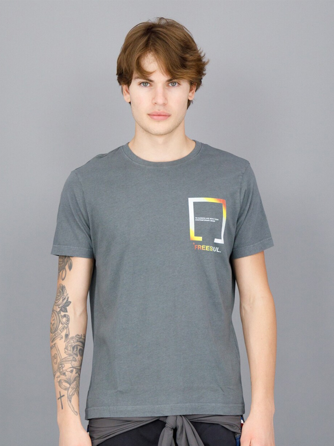 

FREESOUL Men T-shirt, Grey