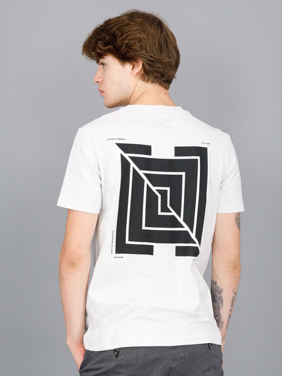 

FREESOUL Men Off White Printed T-shirt