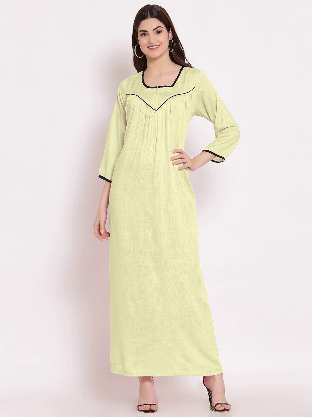 

PATRORNA Cream-Coloured Maxi Nightdress