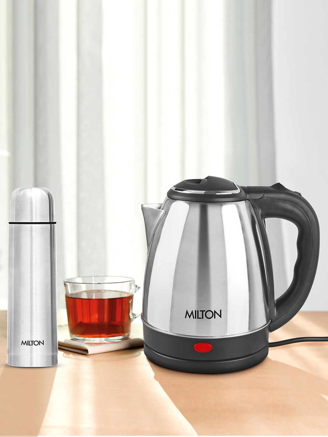 

Milton Silver Combo Set Go Electro Kettle 1.5 Ltrs & Flip Lid Thermos Sets 750 ml