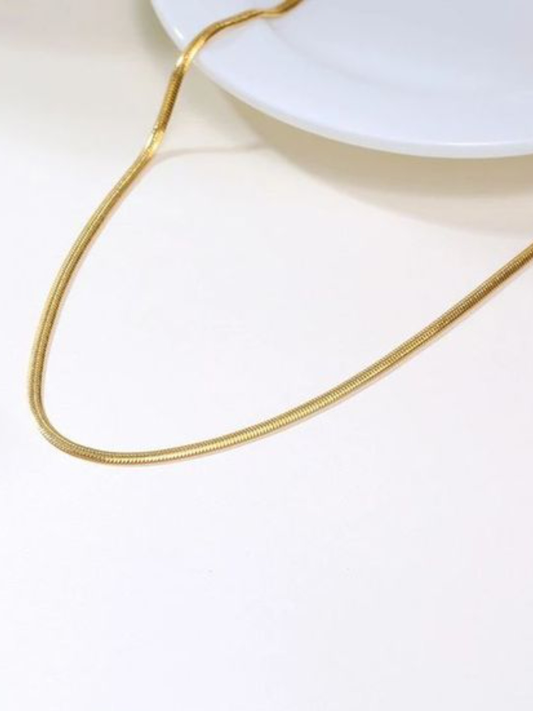 

Mueras Women Gold-Toned Round Snake Gold Plated Stainless Steel Chain