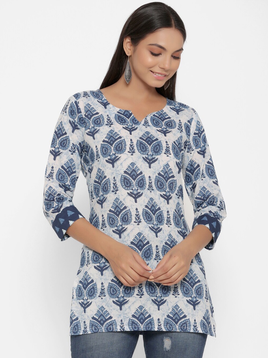 

PARCHHAI Women Blue & White Ethnic Motifs Printed Indigo Top