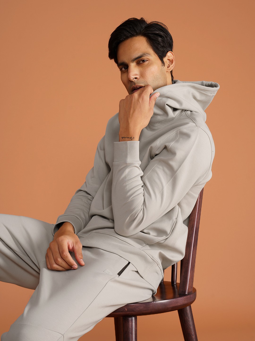 

DAMENSCH Cotton Regular Fit Hooded Sweatshirt, Grey
