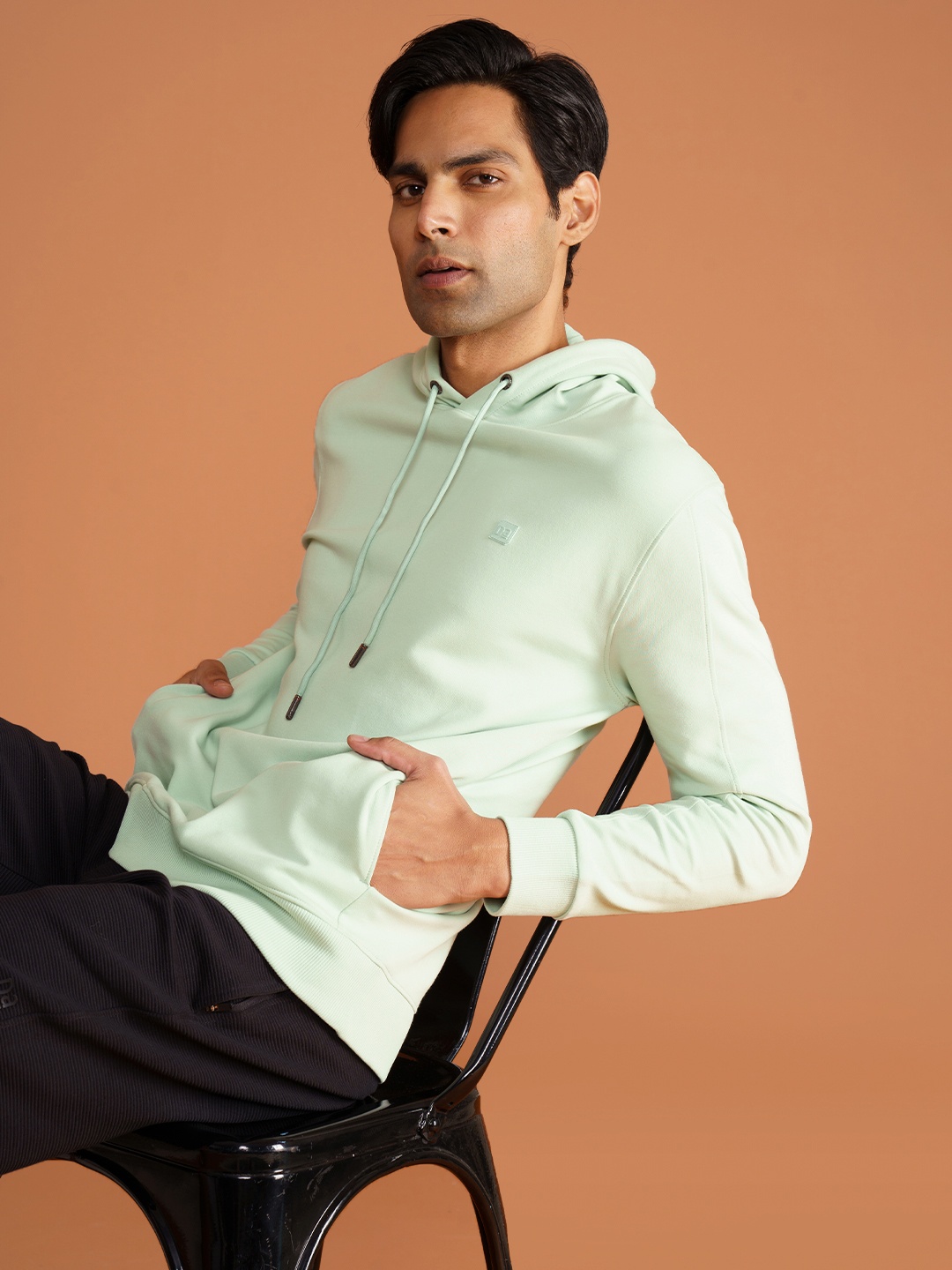 

DAMENSCH Cotton Regular Fit Hooded Sweatshirt, Green
