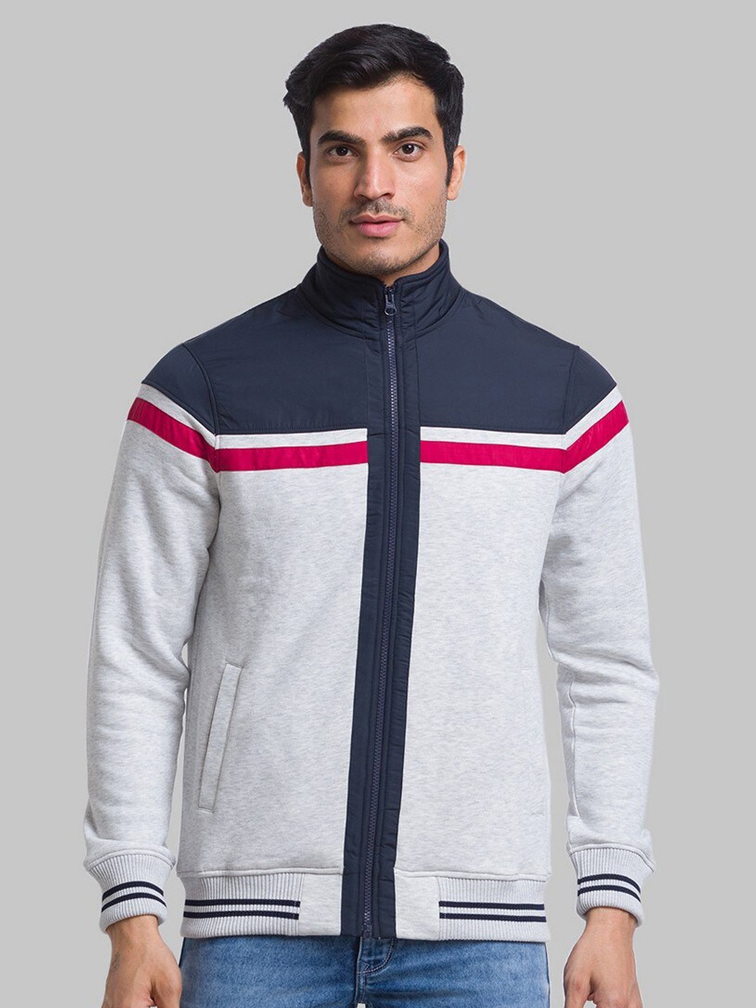

Parx Men Regular Fit White Colourblocked Sweatshirt