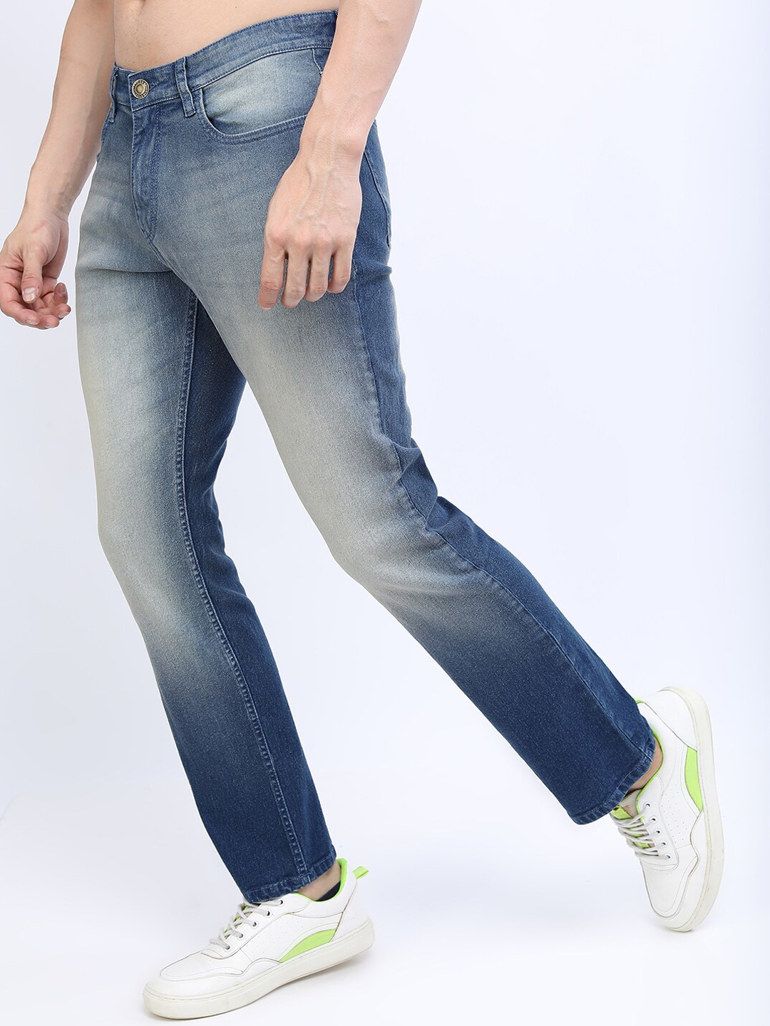 

HIGHLANDER Men Blue Straight Fit Clean Look Light Fade Stretchable Jeans