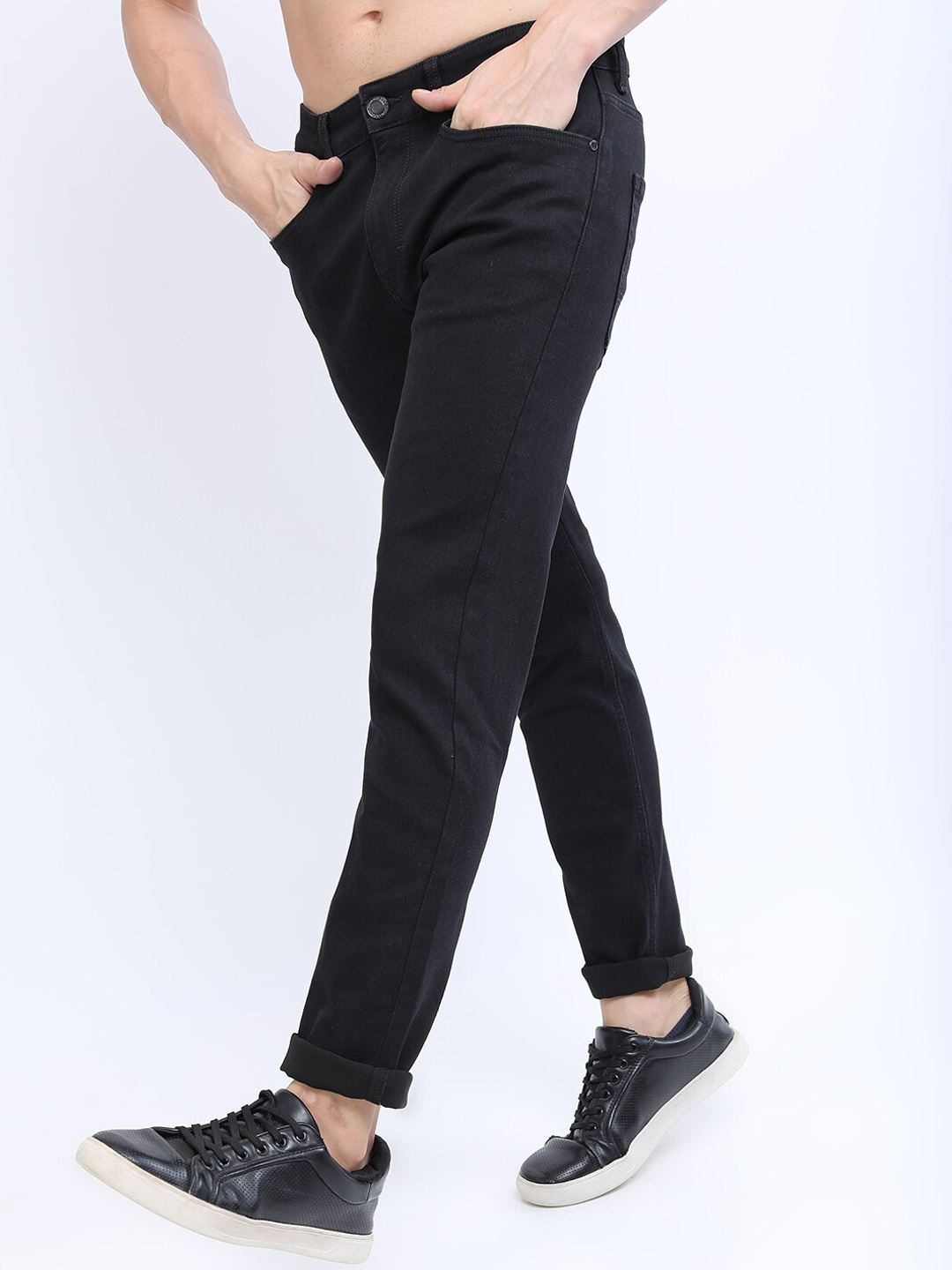 

HIGHLANDER Men Black Tapered Fit Slash Knee Stretchable Jeans