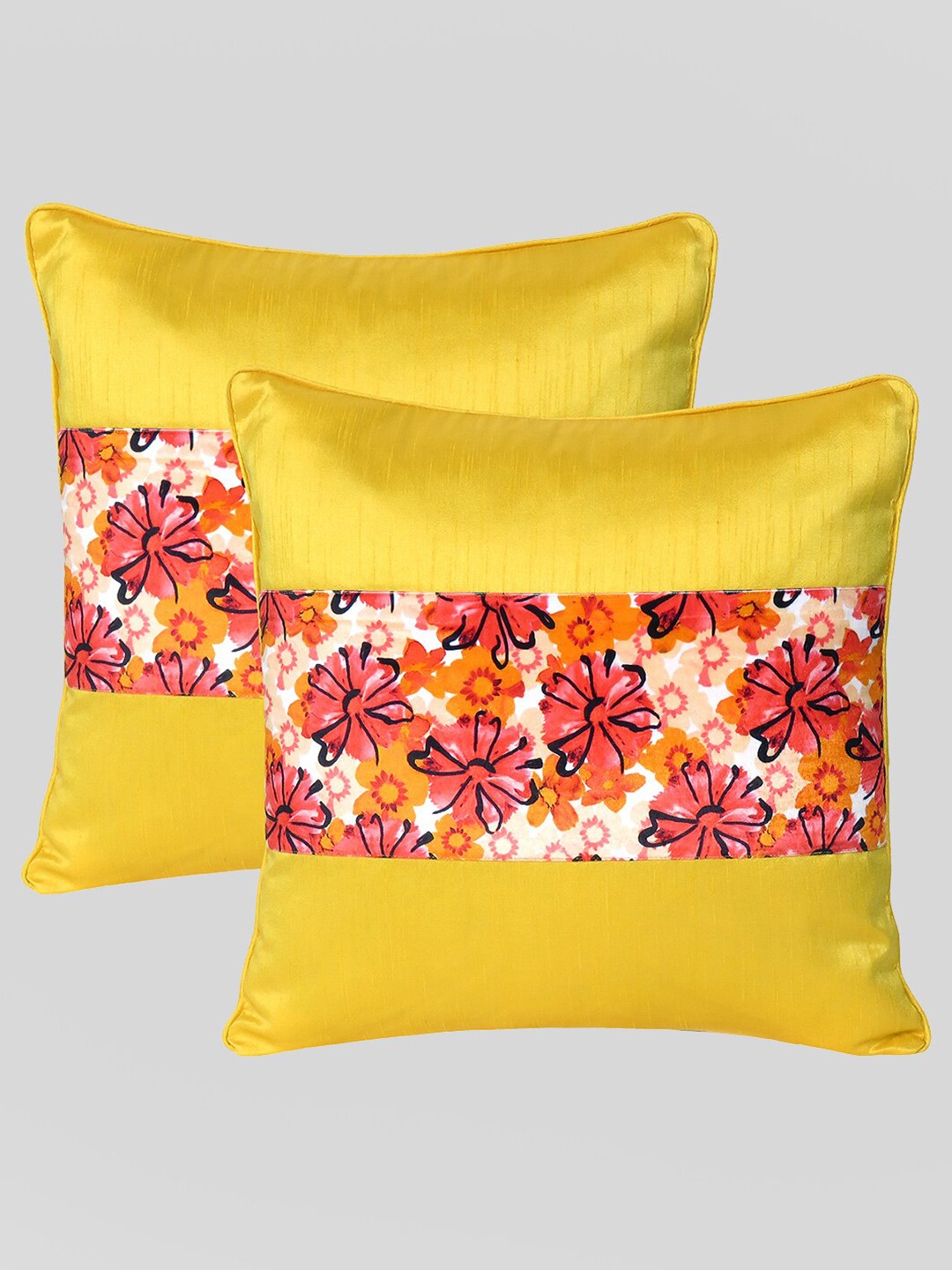 

OUSSUM Yellow & White Set of 2 Floral Velvet Square Cushion Covers