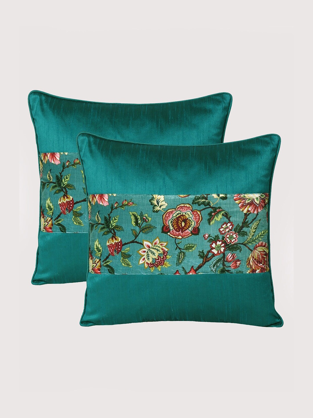 

OUSSUM Green & Red Set of 2 Floral Velvet Square Cushion Covers