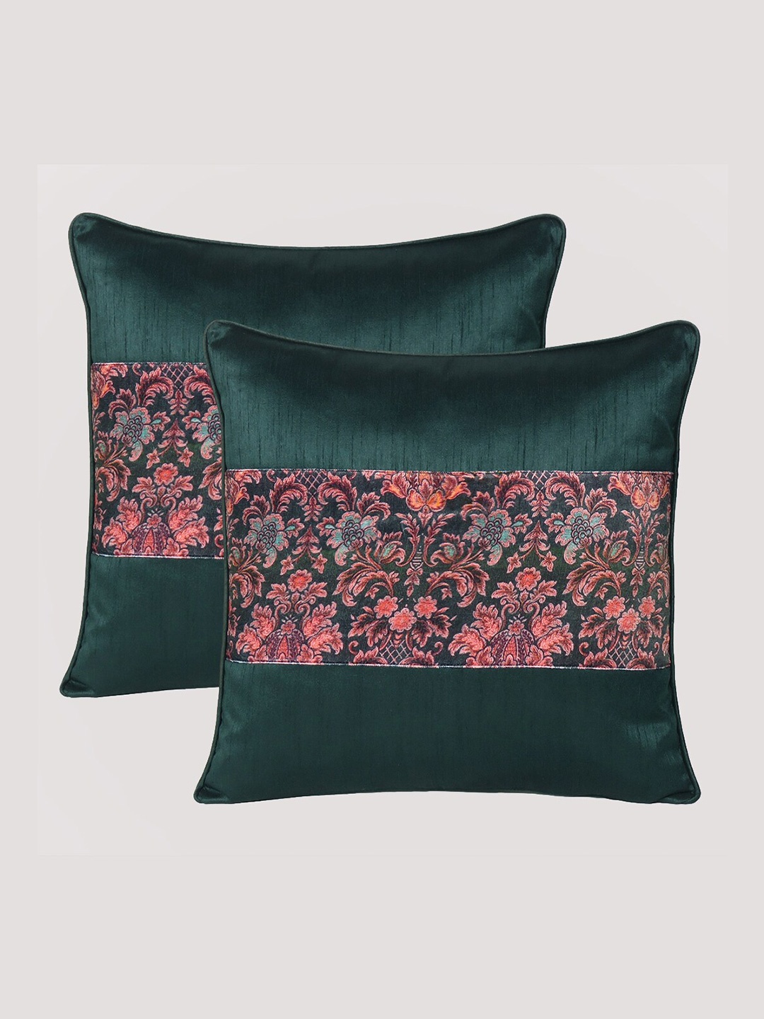 

OUSSUM Green & Red Set of 2 Floral Velvet Square Cushion Covers