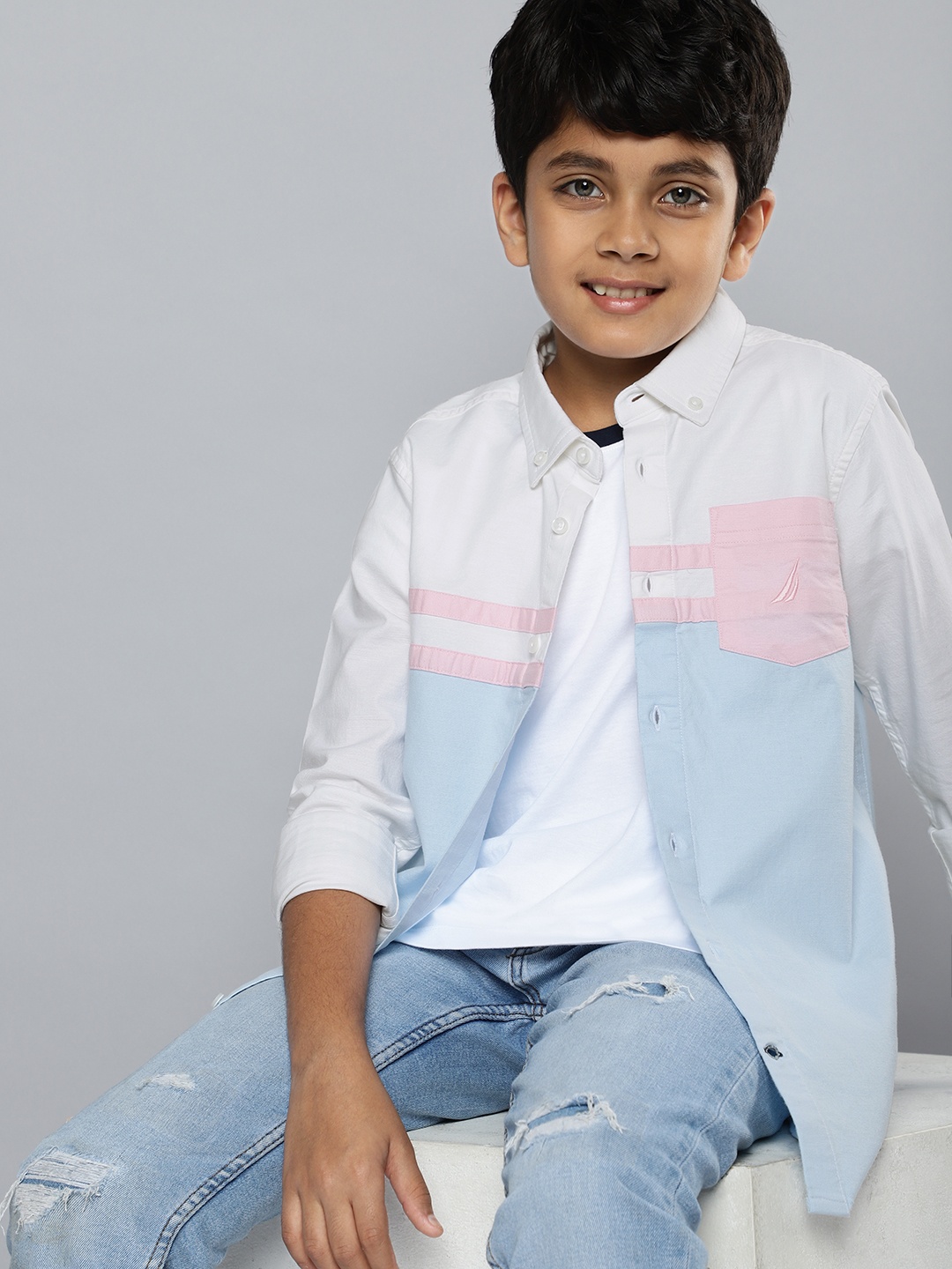 Nautica Boys Colourblocked Opaque Casual Shirt With Chest Pocket, Blue