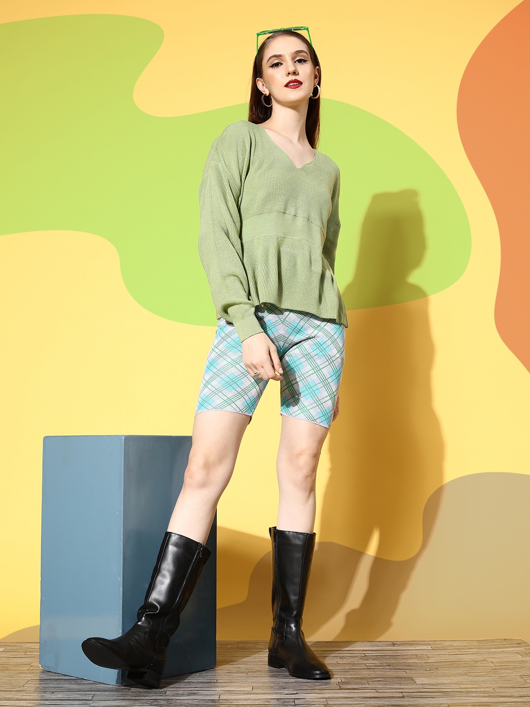 

Berrylush Women Gorgeous Green Solid Knits Bits Sweater