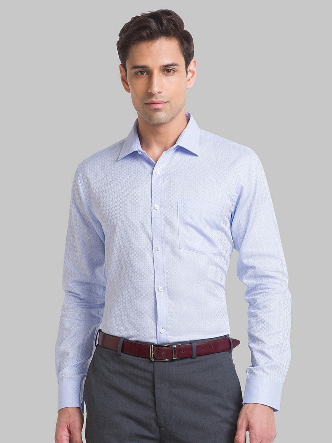 

Park Avenue Men Blue Slim Fit Formal Shirt