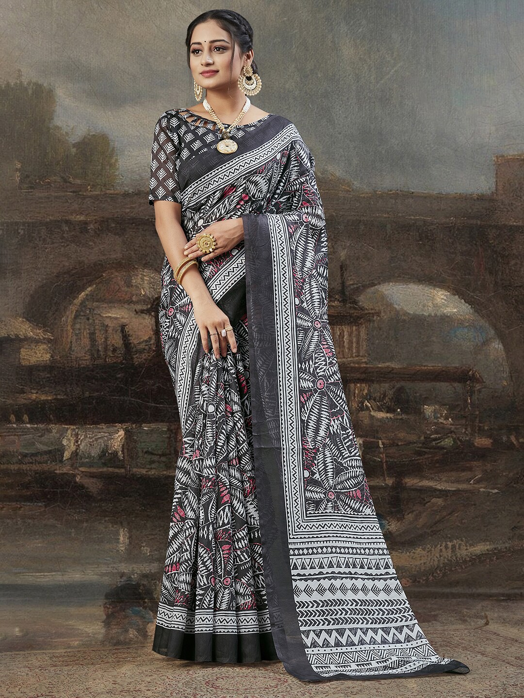

Saree mall Black & White Ethnic Motifs Block Print Sarees