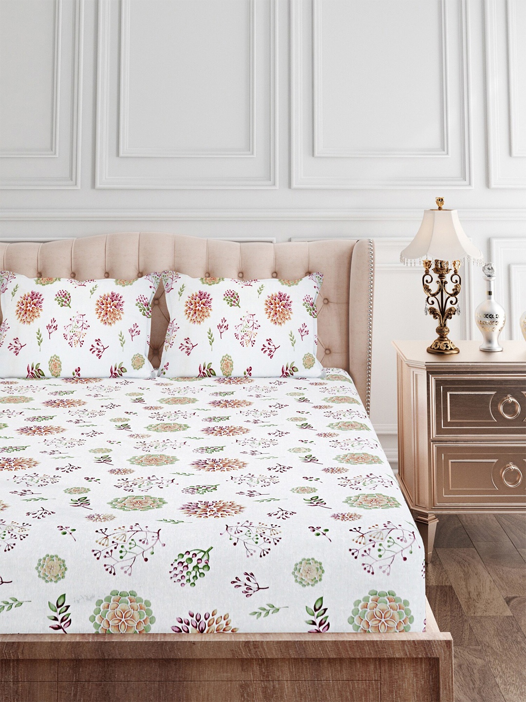 

SEJ by Nisha Gupta Floral 144 TC Queen Bedsheet with 2 Pillow Covers, Red