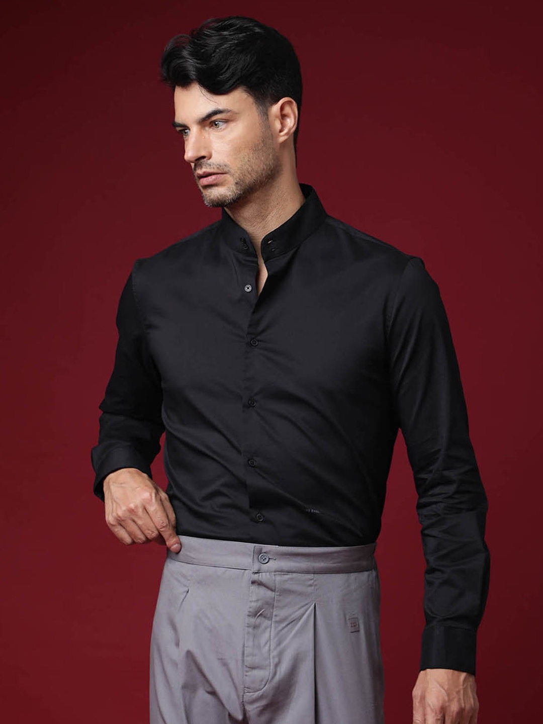

RARE RABBIT Men Black Slim Fit Cotton Casual Shirt