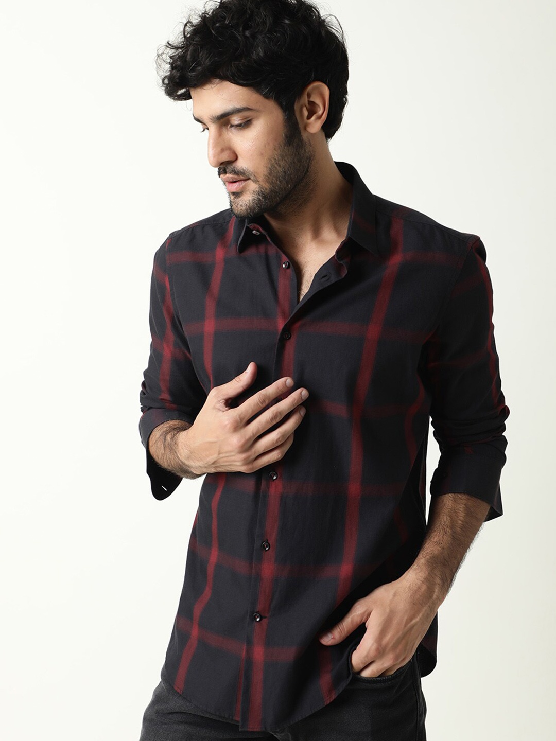 

RARE RABBIT Men Orac Slim Fit Checked Cotton Shirt, Black