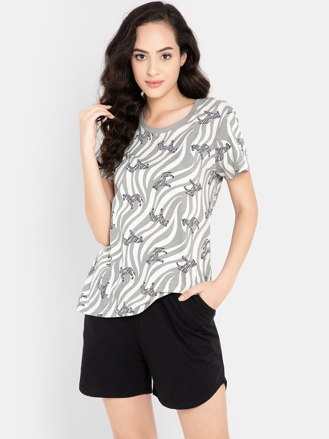 

Clovia Women Cotton Printed Top With Shorts, Grey