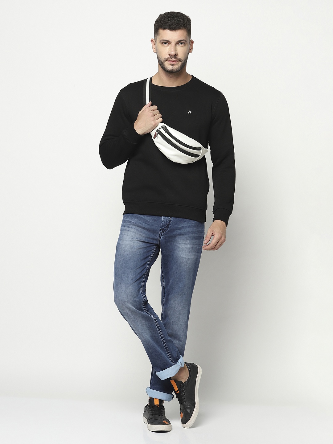 

Crimsoune Club Men Black Solid Sweatshirt