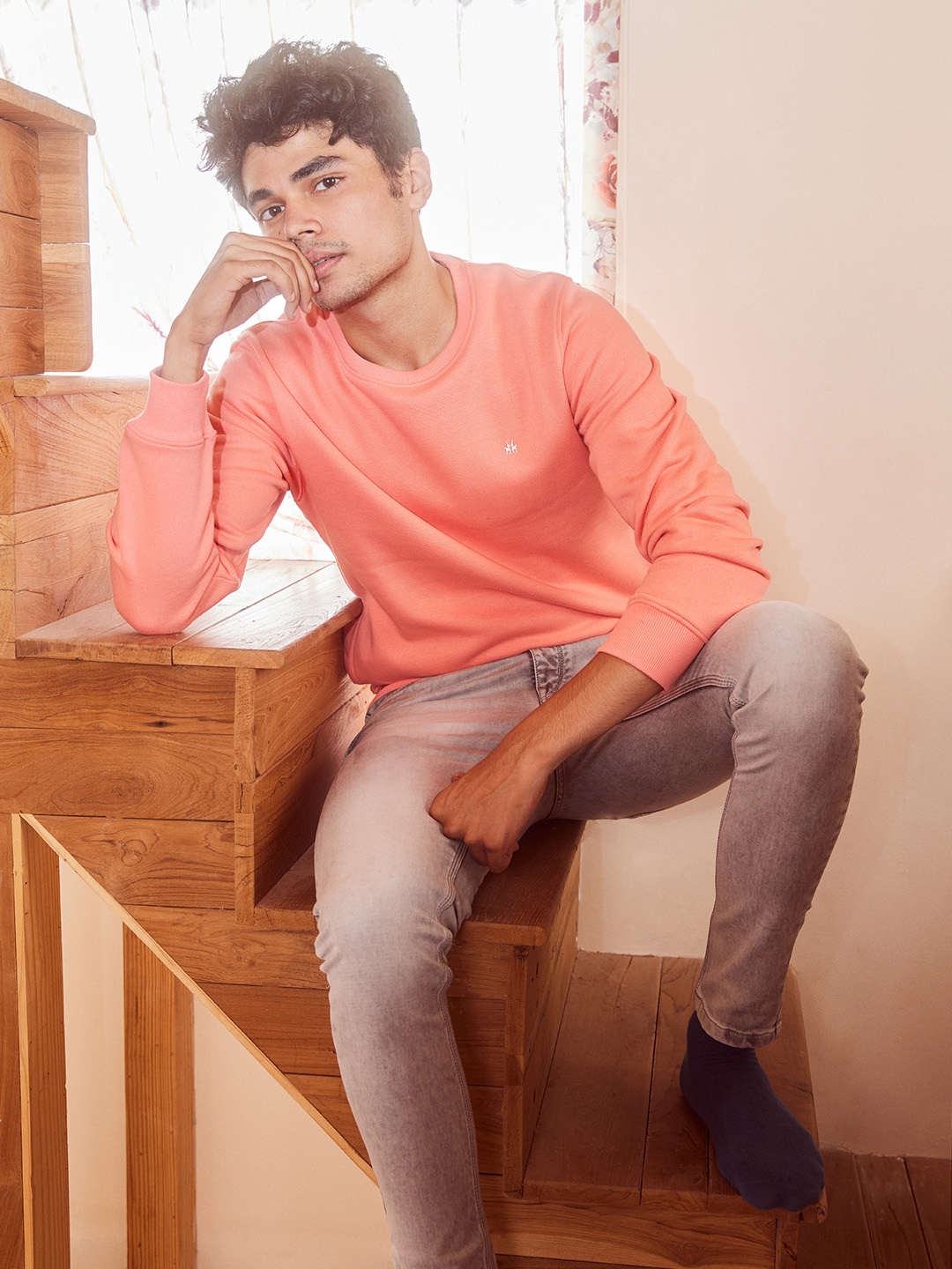 

Crimsoune Club Men Peach-Coloured Solid Sweatshirt