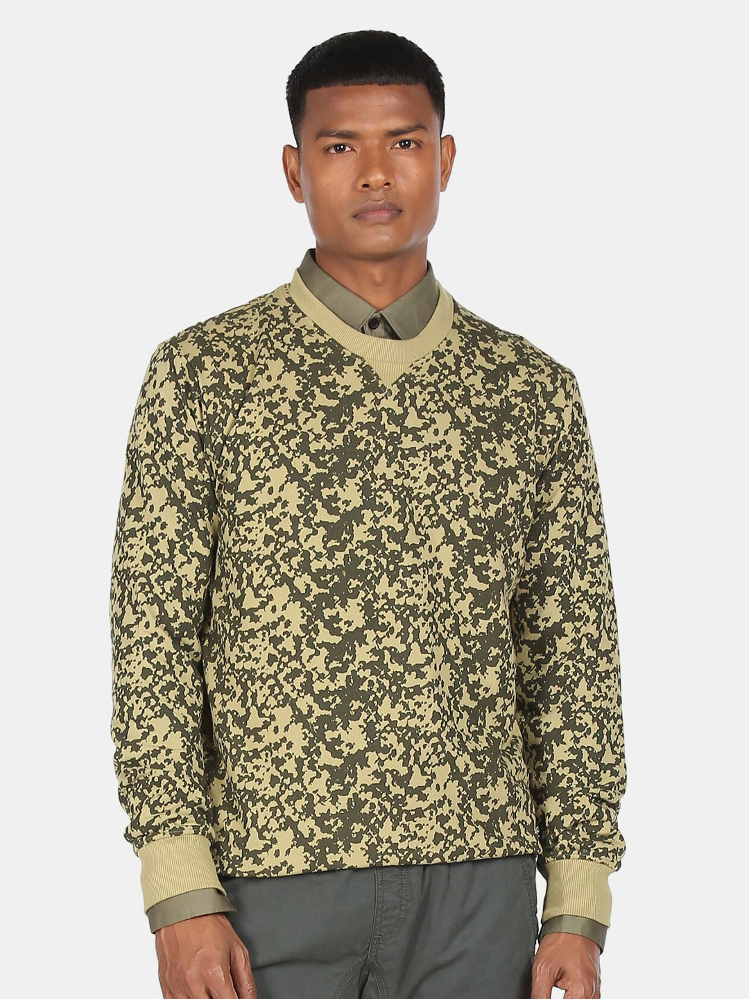 

Colt Men Green Printed Sweatshirt