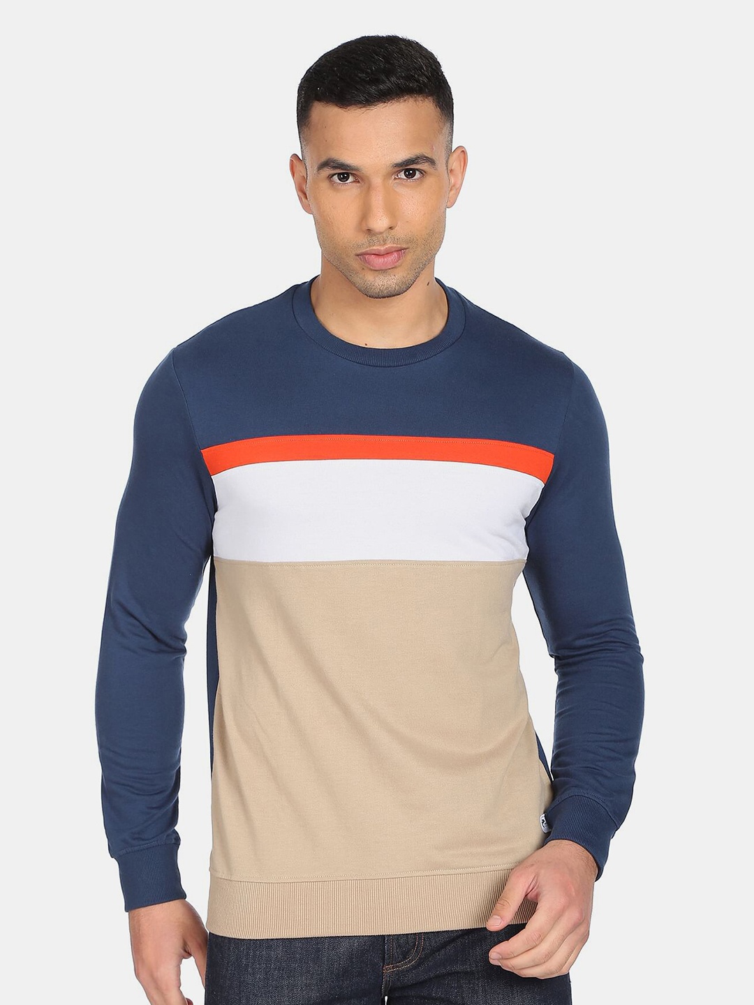 

Ruggers Men Blue Colourblocked Sweatshirt