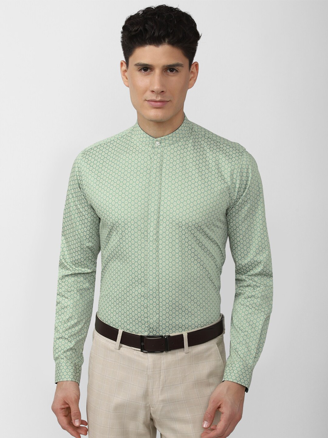 

Peter England Men Green Slim Fit Printed Formal Shirt